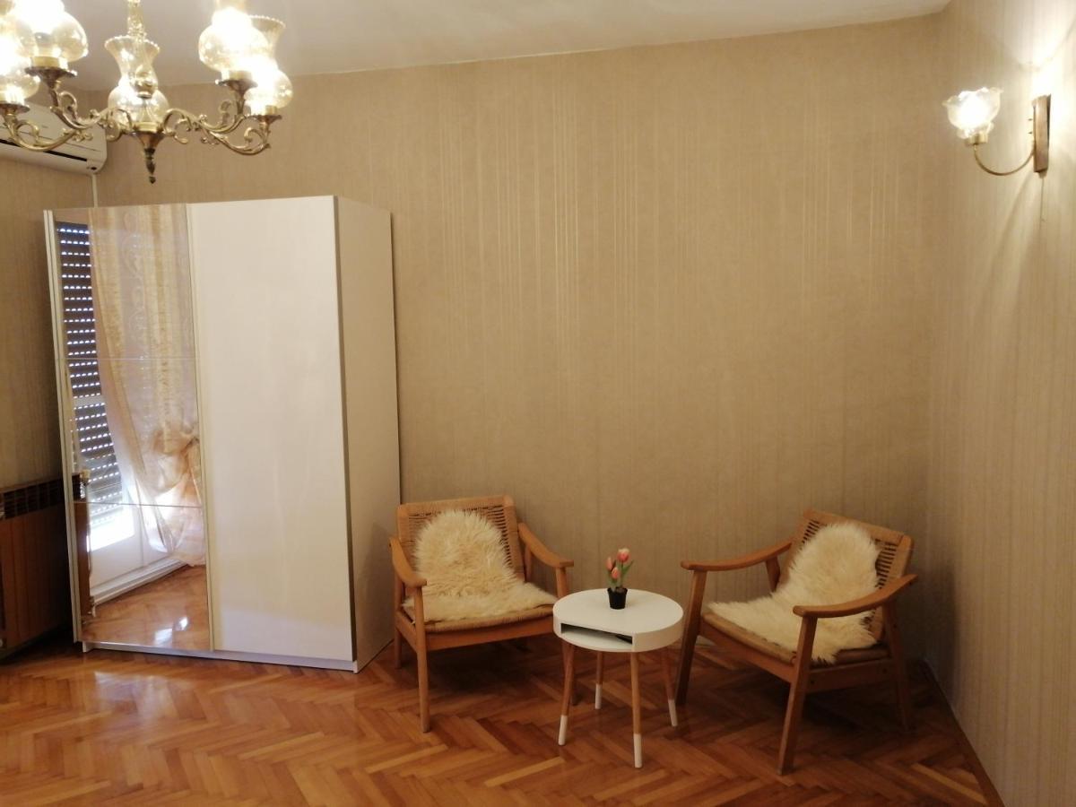 Lovely Apartment In Pomer Buitenkant foto